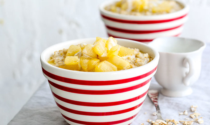 Овсяная каша с грушей