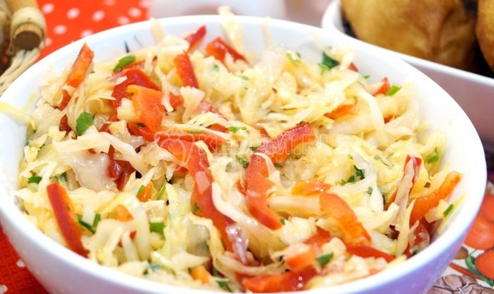 Салат из капусты «Витэлия»