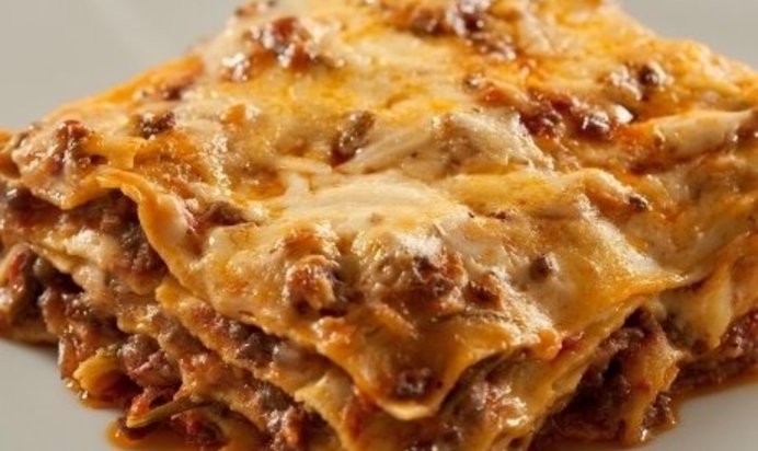 Лазанья алла болоньезе