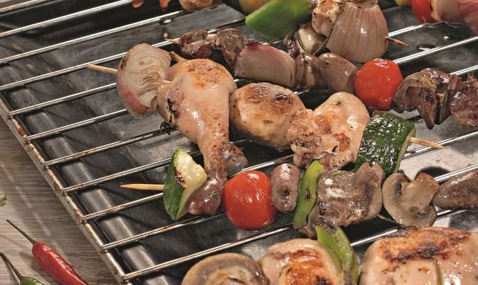 Шашлыки из курицы с овощами
