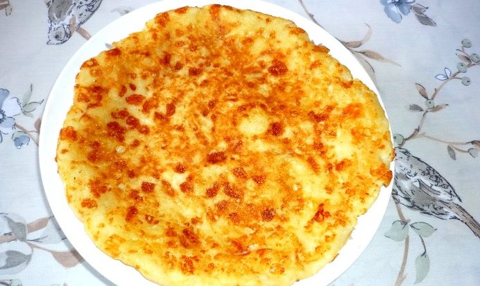 Лепешка из сулугуни жареная