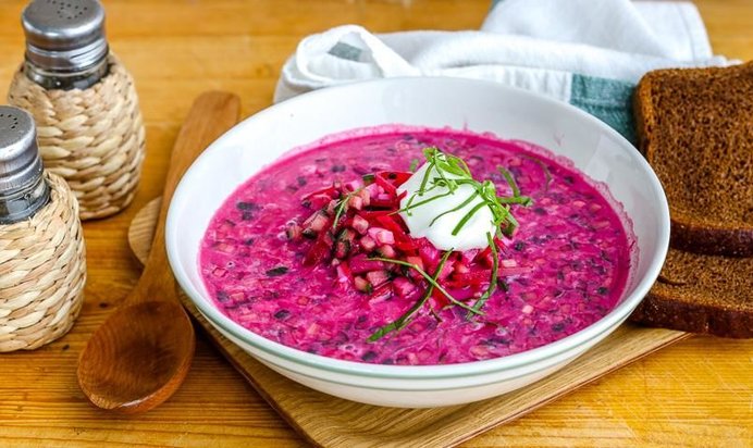 Холодный свекольник с квасом