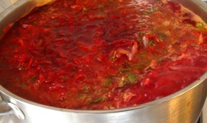 Борщ московский со свежей капустой