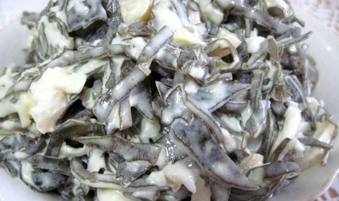 Салат с морской капустой и майонезом