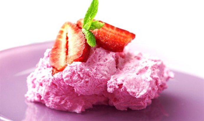 Клубничный мусс с ликером