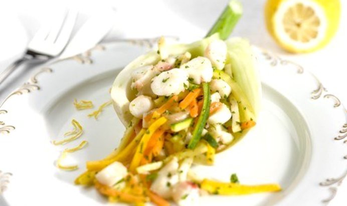 Омар под соусом винегрет