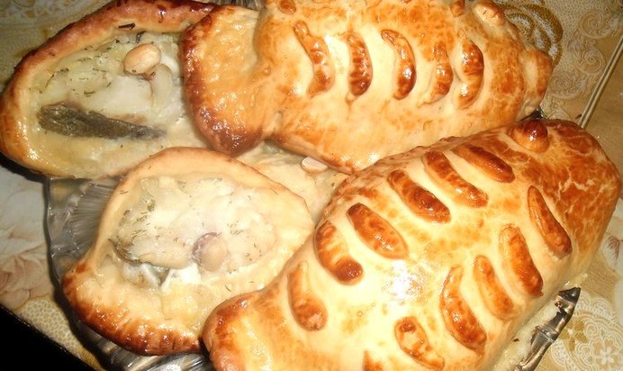 Треска в тесте с луком и специями