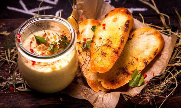 Хумус из рыжей чечевицы