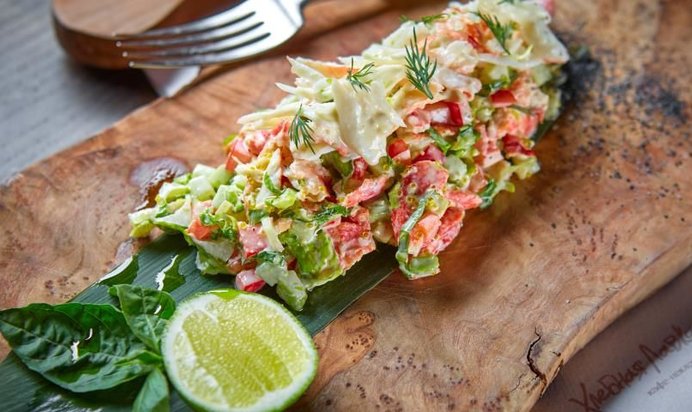 Салат с крабом