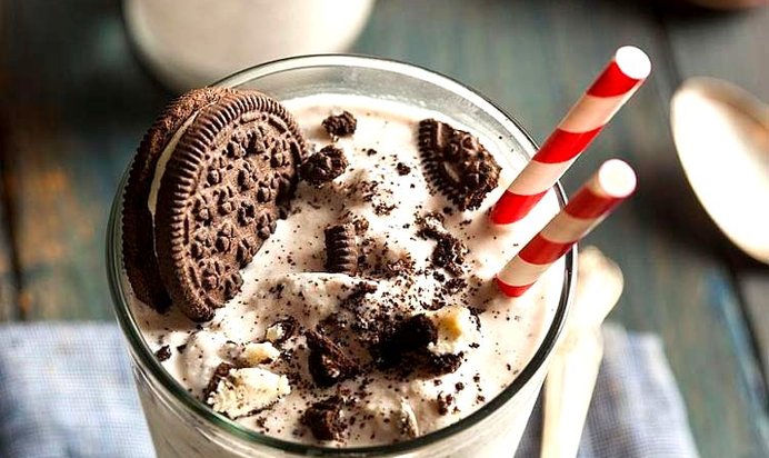 Молочный коктейль с шоколадом