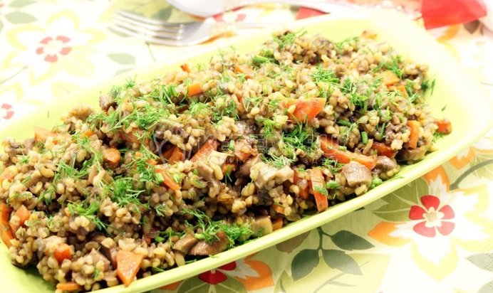 Пикантный цыпленок с сырным соусом