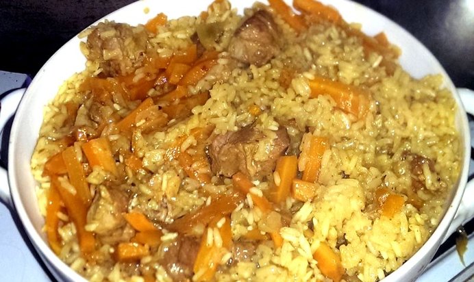 Плов из свинины в утятнице