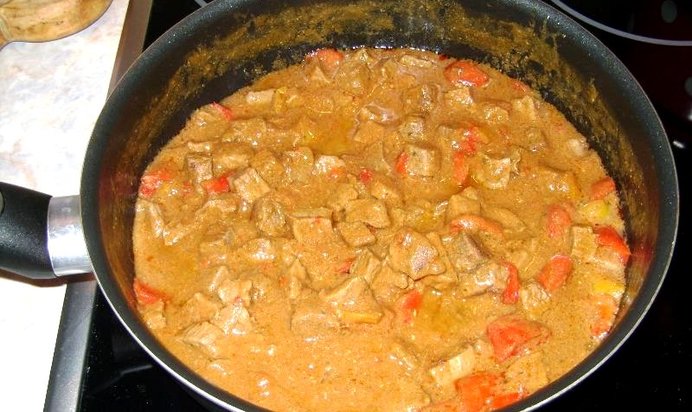 Гуляш с болгарским перцем