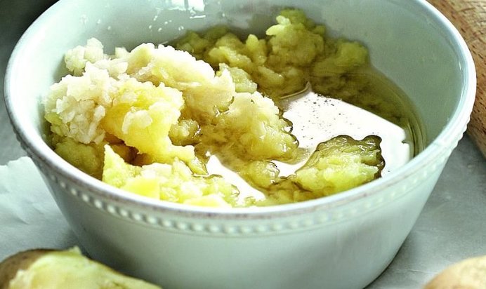 Греческий картофельно-чесночный соус