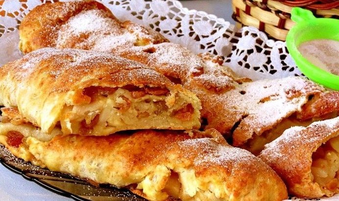 Рулет из творожного теста