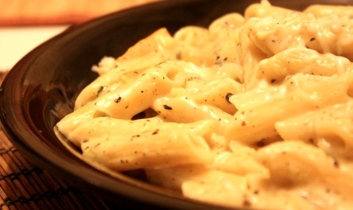 Макароны с соусом бешамель