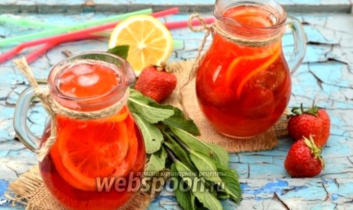 Домашний клубничный лимонад с мятой