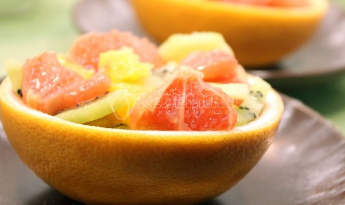 Салат из фруктов