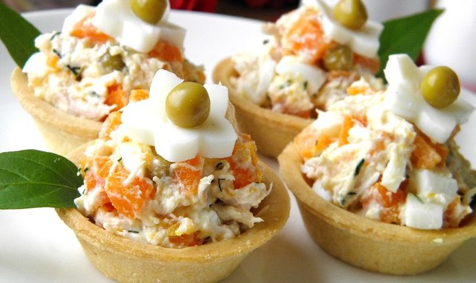 Салат в тарталетках для детей