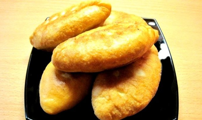 Пирожки жареные с мясом