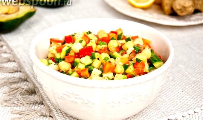 Салат из нута и овощей