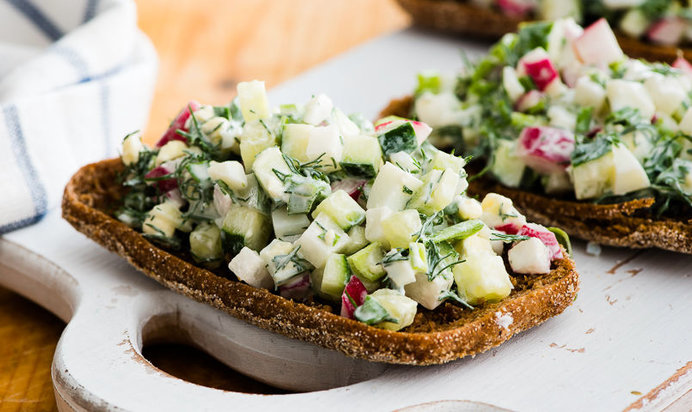 Салат из редиски простой