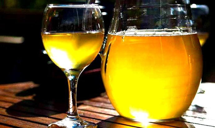 Вино из сухофруктов