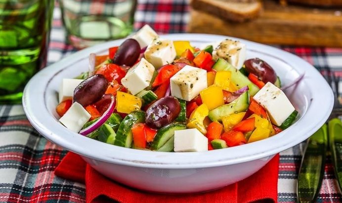 Салат греческий классический