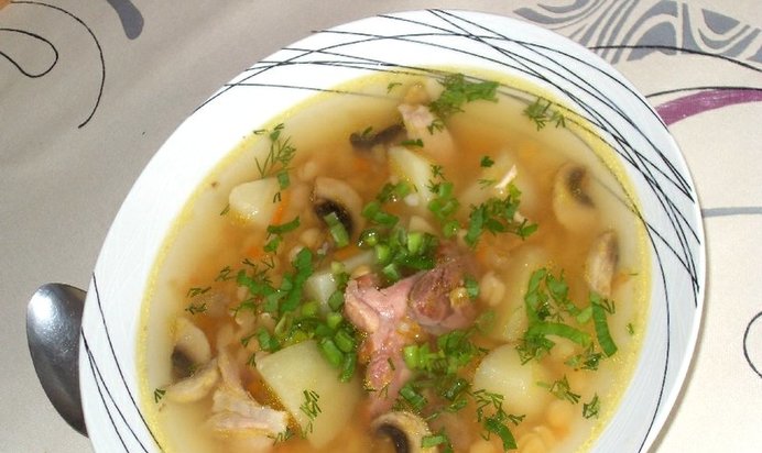 Гороховый суп с грибами