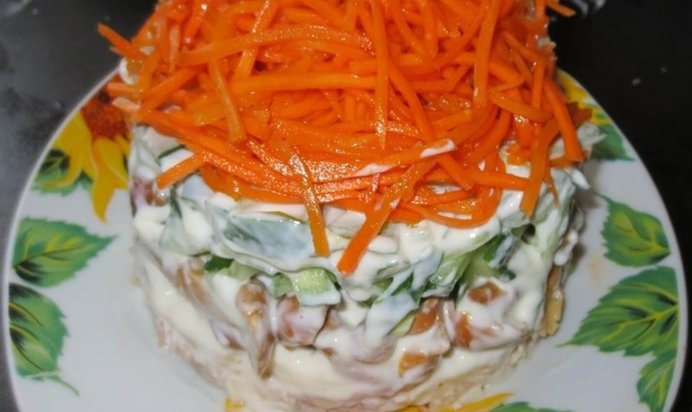 Корейская морковь с курицей