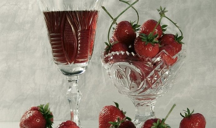 Вино из земляники