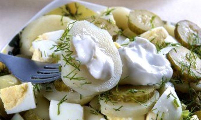 Картофельный салат с яйцом