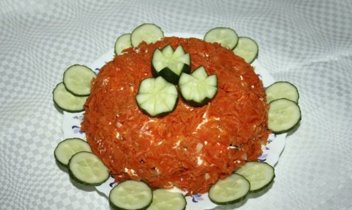 Салат Лисичка под шубой с селедкой