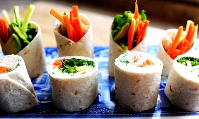 Овощные роллы из лепешек тортильяс