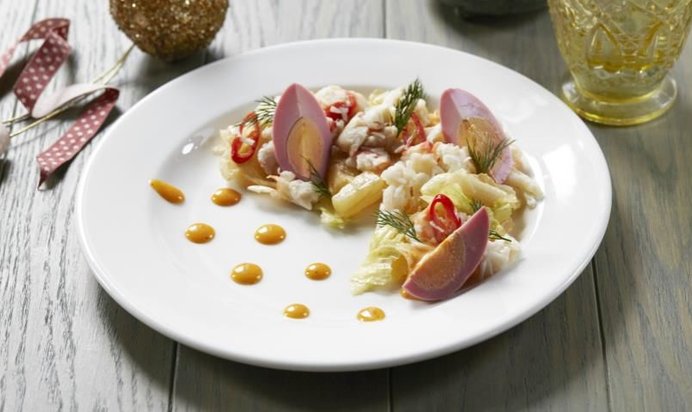 Салат из крабов с яйцом и фунчозой