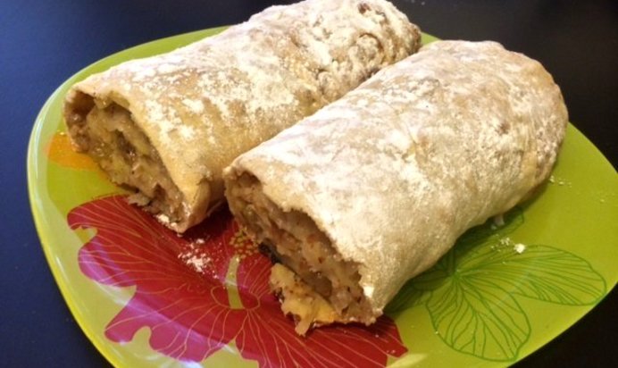 Постный яблочный штрудель