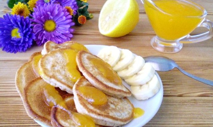 Гречневые оладьи с бананом