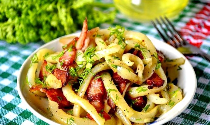 Кальмары на сковороде