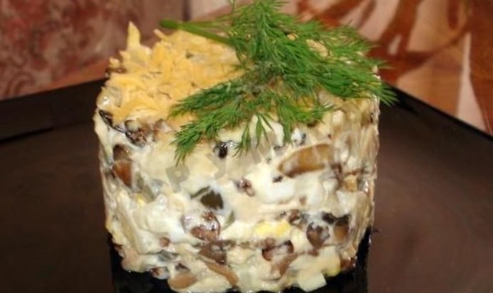 Салат яйца огурцы соленые картофель