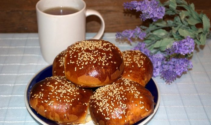 Булочки с мясом в духовке