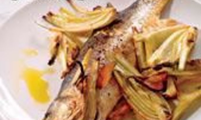 Салат из руккулы и семги