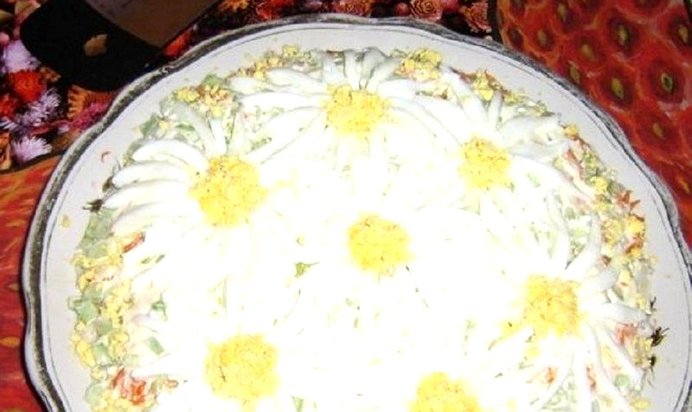 Салат Ромашковое поле