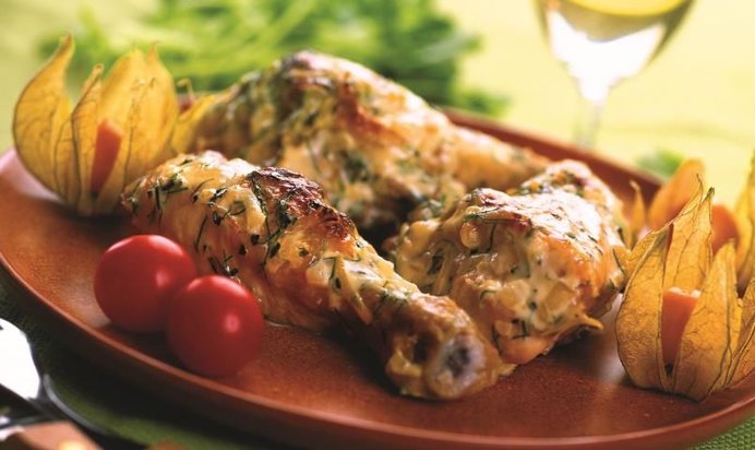 Цыпленок в сливочном соусе с укропом