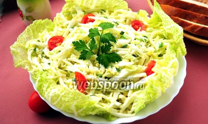 Салат из пекинской капусты с огурцом и яйцами