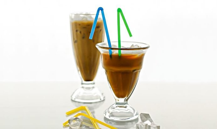 Кофе фраппе - холодный и очень сладкий