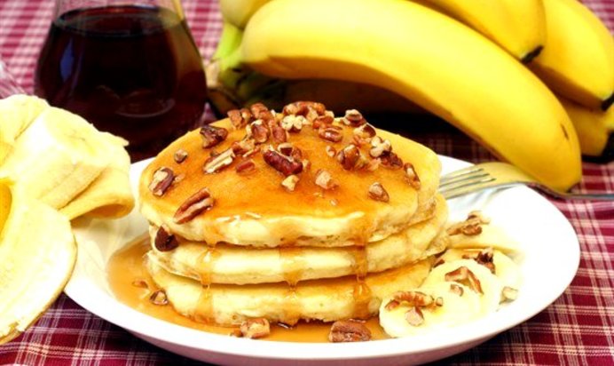 Банановые оладьи на молоке