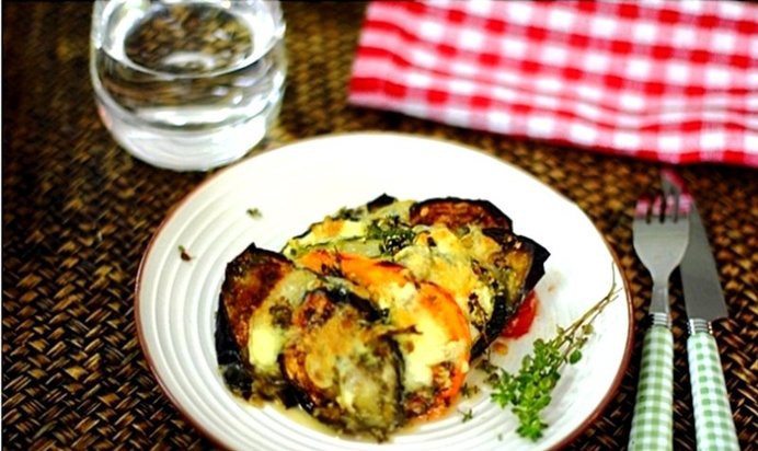 Овощи с моцареллой в духовке