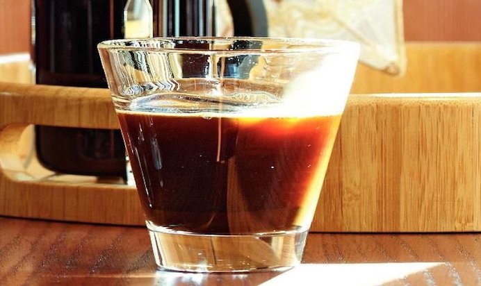 Кофе с мандариновой водкой