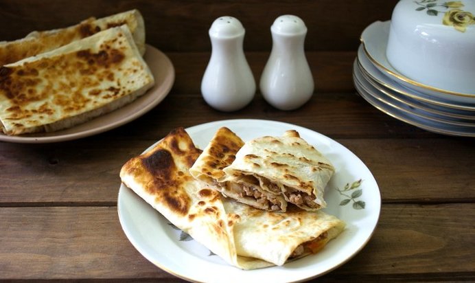 Пирожки из лаваша с мясом