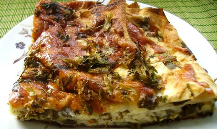 Пирог из лаваша с грибами